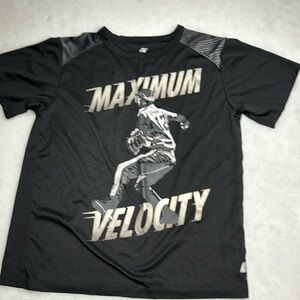 Boys athletic shirt. Short sleeve. Perfect condition.Size 7/8